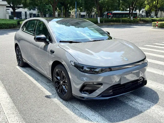 Leapmotor Lafa 5 — Фото автомобиля 3
