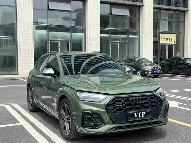 Audi SQ5 — Фото автомобиля 3