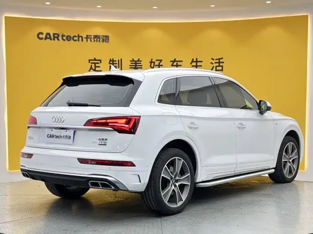 Audi Q5L — Фото автомобиля 3