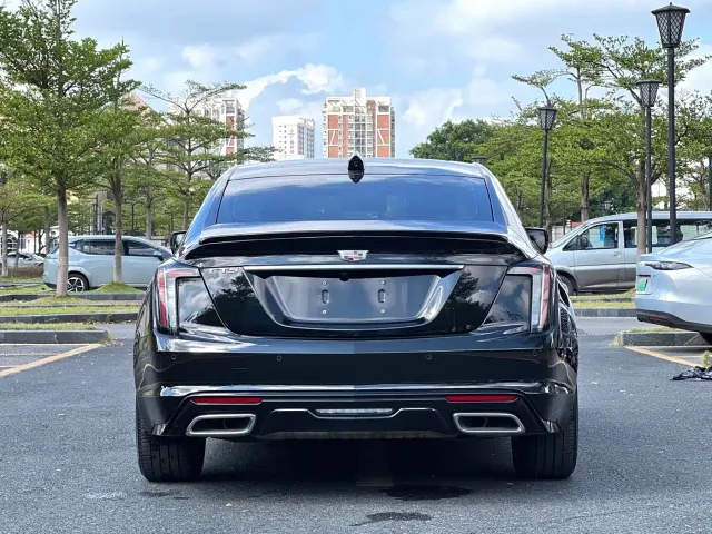 Cadillac CT5 — Фото автомобиля 5