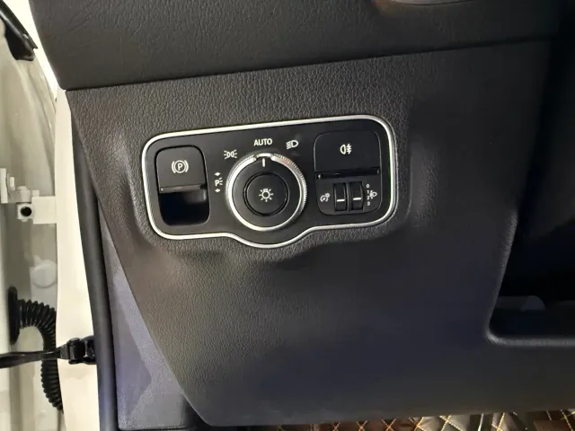 Mercedes-Benz GLB-Class — Фото автомобиля 17