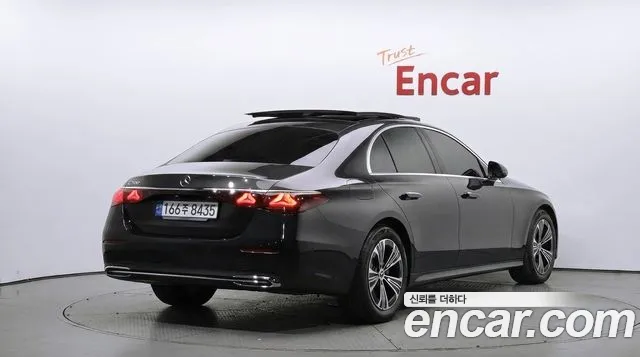 Mercedes-Benz E-Class W214 — Фото автомобиля 2