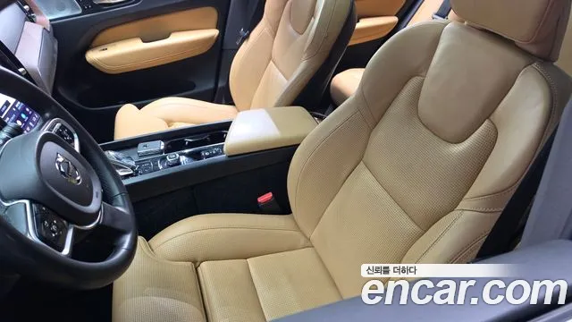Volvo XC60 2nd Gen — Фото автомобиля 29