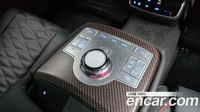 Genesis G80 Бензин 2.5 турбо AWD — Фото автомобиля 19