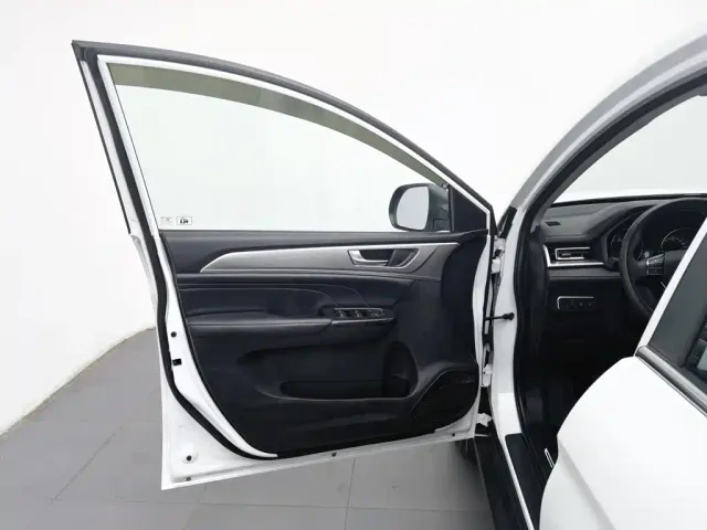 Haval M6 — Фото автомобиля 8
