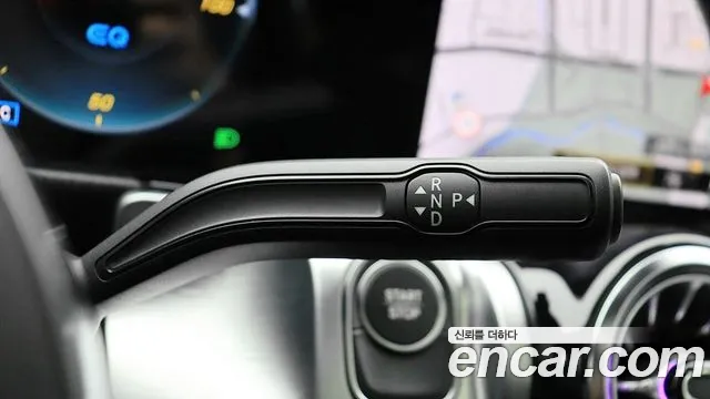Mercedes-Benz EQB X243 — Фото автомобиля 9