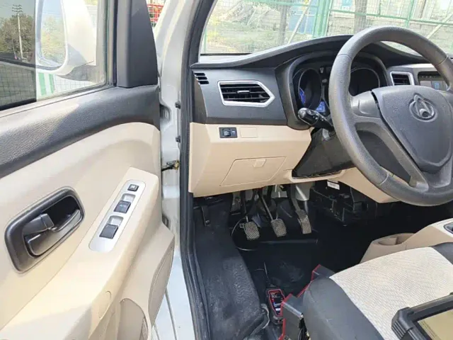 Changan Kuayue Xin Bao T3 — Фото автомобиля 15