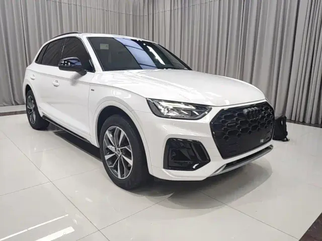 Audi Q5L — Фото автомобиля 3