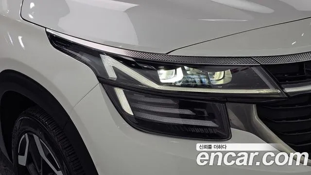 Kia Seltos New — Фото автомобиля 7