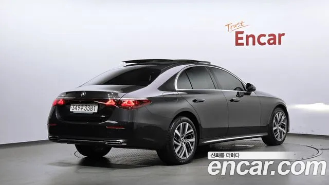 Mercedes-Benz E-Class W214 — Фото автомобиля 2