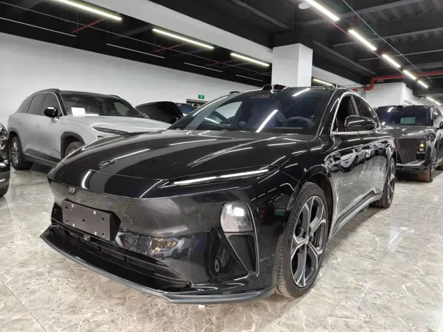Фотография автомобиля — Nio ET5 Touring