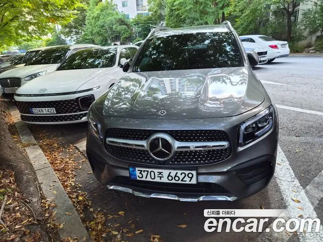 Фотография автомобиля — Mercedes-Benz GLB-Class X247