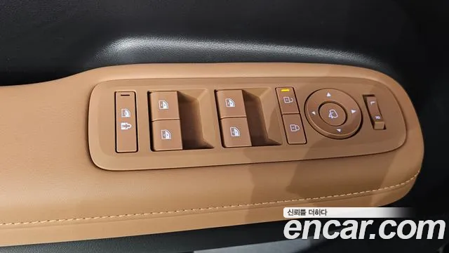 Hyundai Santa Fe MX5 — Фото автомобиля 12