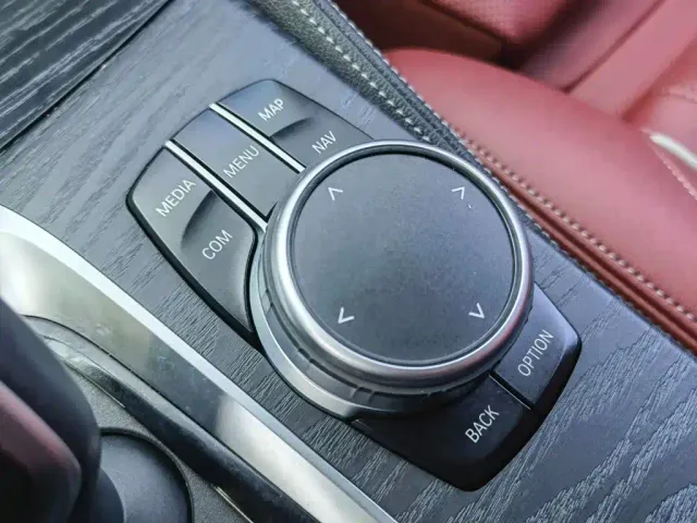 BMW 5 Series — Фото автомобиля 30
