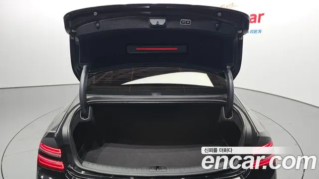 Genesis G80 RG3 — Фото автомобиля 30