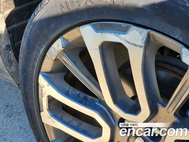 KGM Torres — Фото автомобиля 19