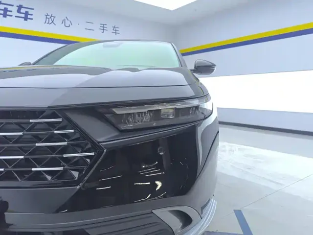 Honda Accord — Фото автомобиля 5