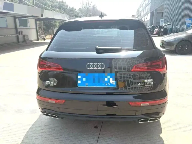 Audi Q5L — Фото автомобиля 7
