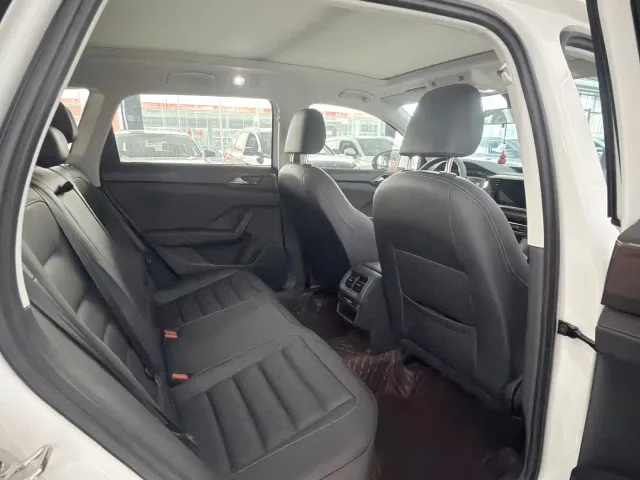 Volkswagen Tharu — Фото автомобиля 12