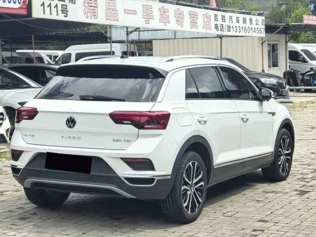 Volkswagen T-Roc — Фото автомобиля 8