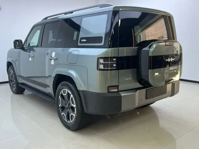 BYD FangChengBao Titanium 7 — Фото автомобиля 9