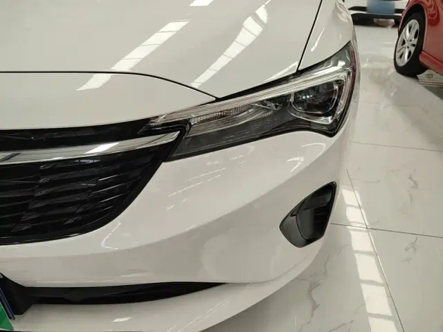 Buick Verano — Фото автомобиля 23