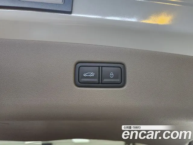Genesis GV70 — Фото автомобиля 19