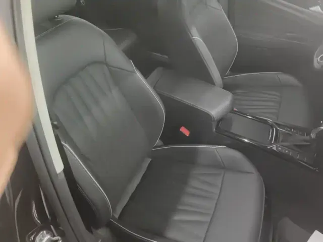 Volkswagen Passat — Фото автомобиля 24
