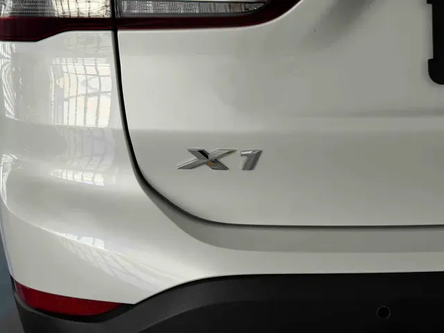 BMW X1 — Фото автомобиля 7