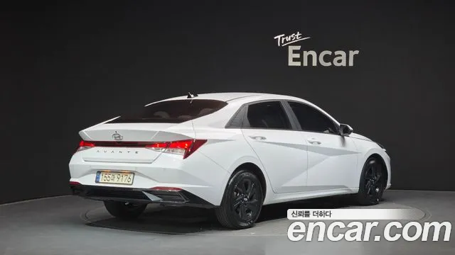 Hyundai AVANTE Avante (CN7) — Фото автомобиля 2