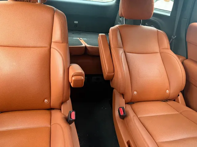 Li Auto L9 — Фото автомобиля 2