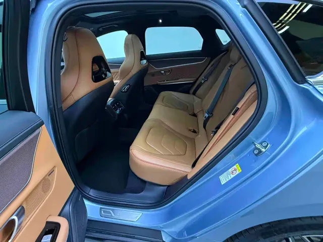 BYD Han — Фото автомобиля 13