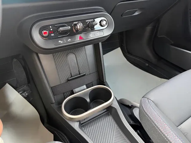 MINI Hatch — Фото автомобиля 14