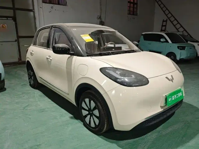 Wuling Bingo — Фото автомобиля 3