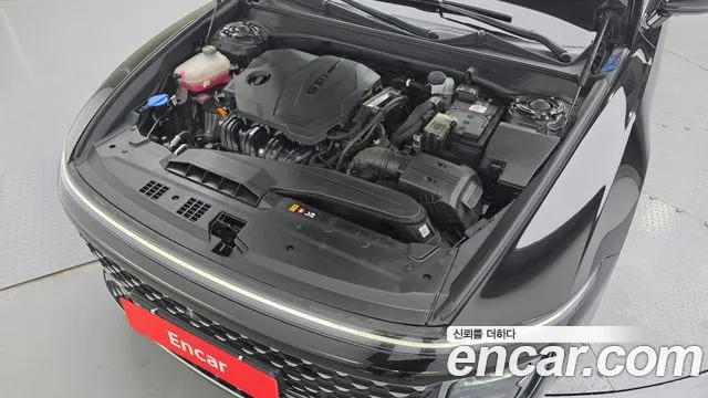 Hyundai Grandeur Grandeur (GN7) 2.5 Бензин 2WD — Фото автомобиля 6