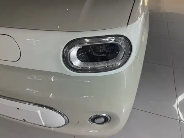 Wuling Hongguang Mini EV — Фото автомобиля 23