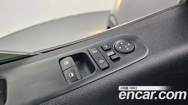 Hyundai Staria Staria Карго 3 места — Фото автомобиля 15