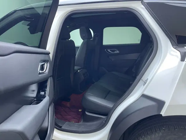 Land Rover Range Rover Velar — Фото автомобиля 11