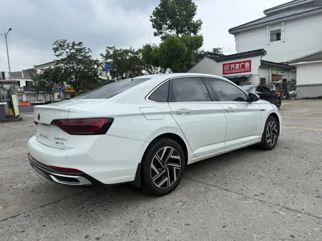 Volkswagen Sagitar — Фото автомобиля 7