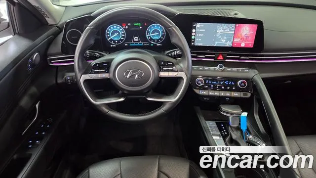 Hyundai AVANTE Avante (CN7) — Фото автомобиля 15