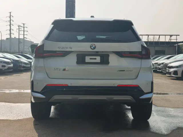 BMW X1 — Фото автомобиля 8