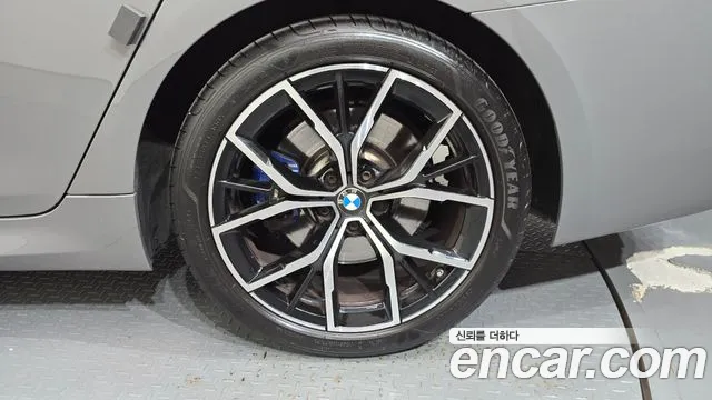 BMW 5 Series G30 — Фото автомобиля 6