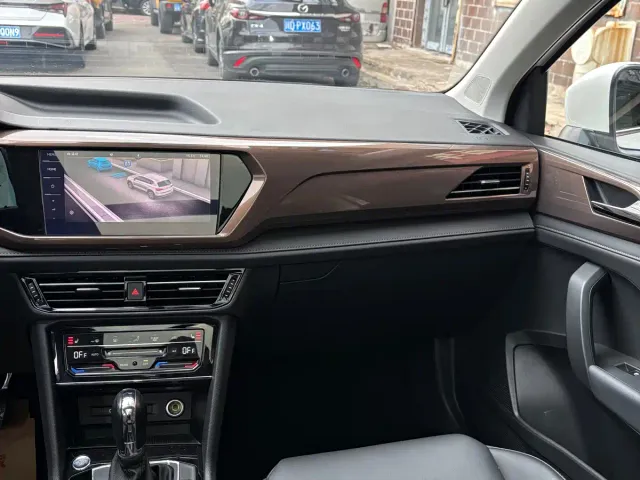 Volkswagen Tharu — Фото автомобиля 10