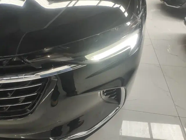 Buick Envision Plus — Фото автомобиля 23