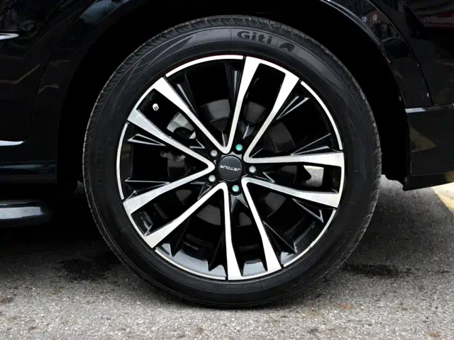 Jetour X70 Plus — Фото автомобиля 8