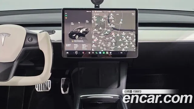 Tesla Model 3 — Фото автомобиля 19