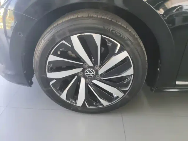 Volkswagen Passat — Фото автомобиля 22
