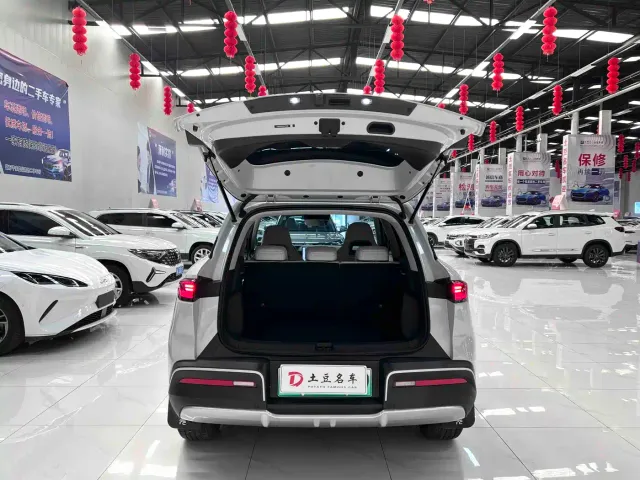 BYD Yuan UP — Фото автомобиля 18