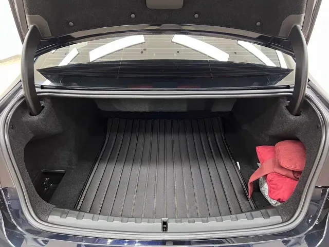BMW 3 Series — Фото автомобиля 26