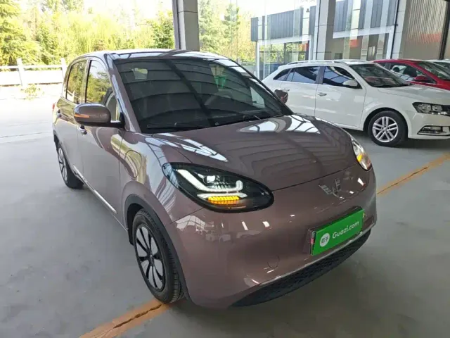Wuling Bingo — Фото автомобиля 3